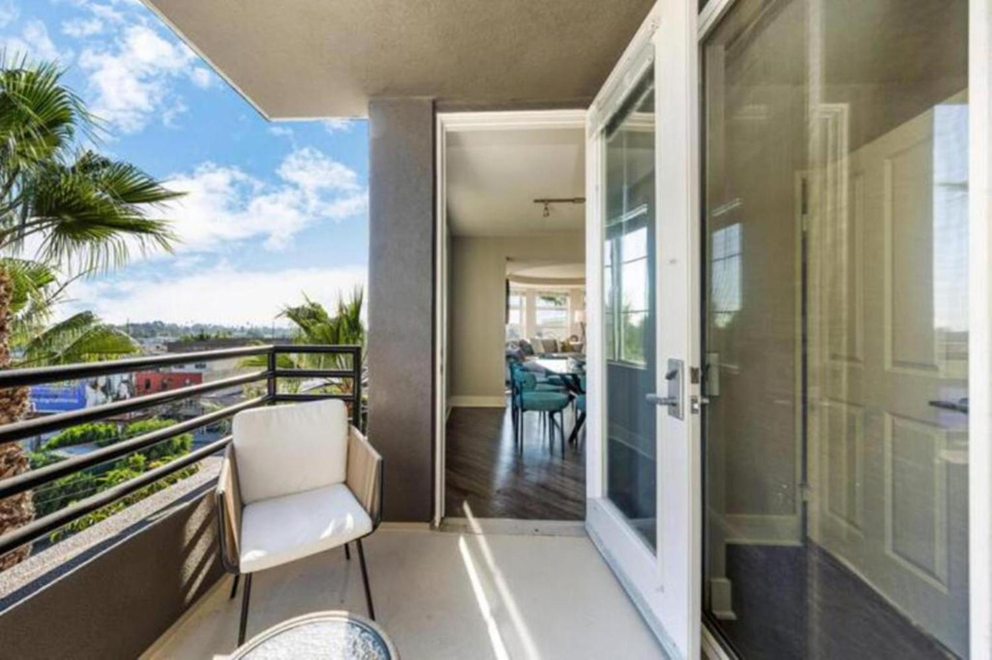 Blue Topaz Retreat - Spacious 3Br Gorgeous City Views Los Angeles Dış mekan fotoğraf